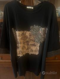 maglia nera con stampa