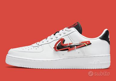 NIKE AIR FORCE 1 CARABINER SWOOSH DH7579-100