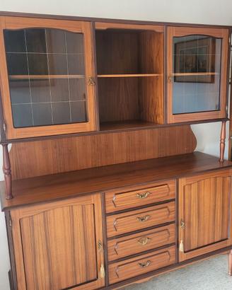 Credenza con vetrina
