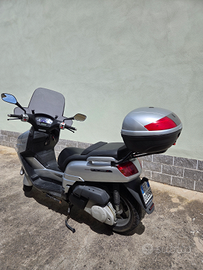 Vendita scooter 300 cc anno 2005