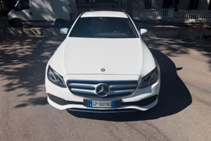 Mercedes-Benz E 220 D 194CV 5p. - Diesel