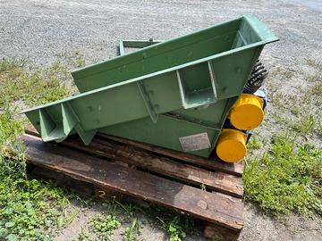 Alimentatore vibrante