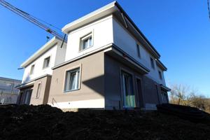 Villa di 153 m² con 4 locali e box auto a Valsamog