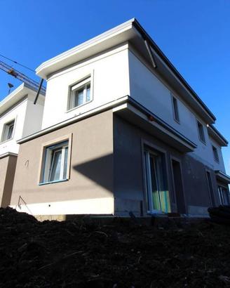 Villa di 153 m² con 4 locali e box auto a Valsamog