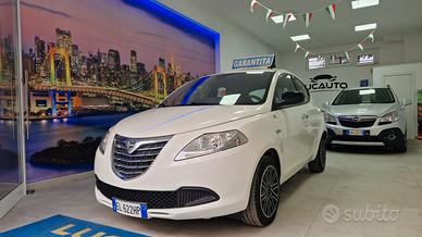 Lancia Ypsilon 1.2 69 CV 5 porte S&S Gold