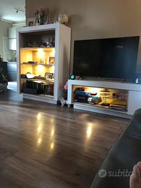 Libreia e mobile porta tv