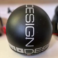 Casco momo design