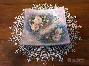 piatto in vetro decorato