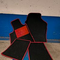 Set tappetini moquette per auto 
