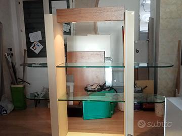 Vetrina con luce doppio vetro