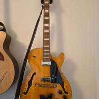 Ibanez semiacustica GB EM10