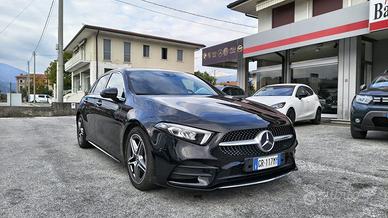 MERCEDES-BENZ A 180 d Automatic Premium
