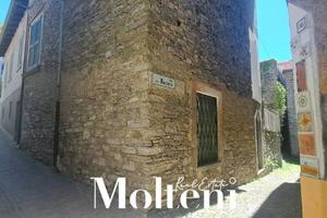 Casa indipendente di 196 m² a Perledo