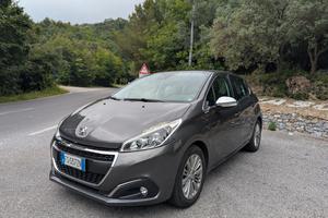 Peugeot 208 1.2 110cv Allure