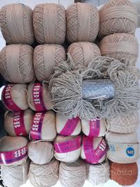 COTONE 2 kg in gomitoli in colori vari 4° LOTTO