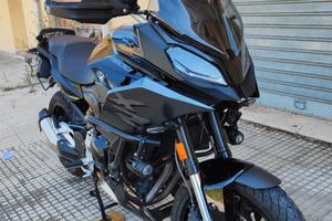BMW F900 XR o s.cambio