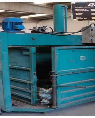 Pressa Compattatrice ORMIC – Verticale – Elettrica