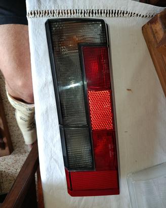fanale posteriore alfa 33 