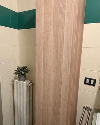 Mobile alto per bagno