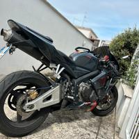 Cbr rr 600