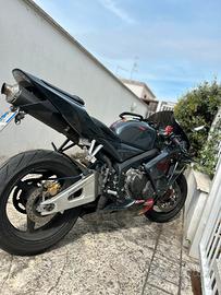 Cbr rr 600