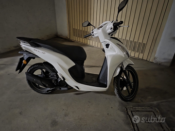 Honda Vision 110 pari al nuovo