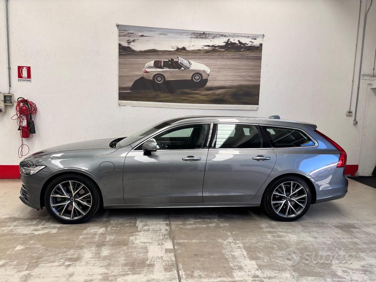 Volvo V90 (2016-2025)