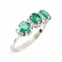 Anello trilogy con Smeraldo ovali  e Diamanti