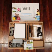 console Wii con Wii sports, wiimote, nunchuck 