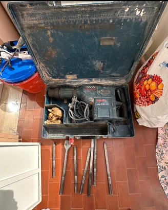 Martello demolitore Bosh GBH 11 DE +KIT SCALPELLI