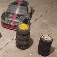 set di 2 macchine a benzina e accessori 