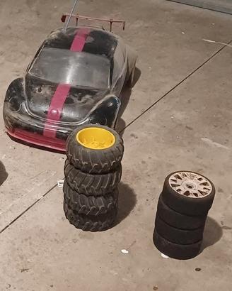 set di 2 macchine a benzina e accessori 