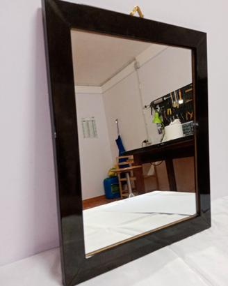 Specchio con cornice in radica