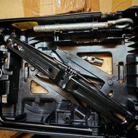 Kit cric con custodia sottosedile per Fiat Scudo