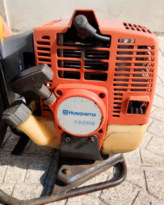 DECESPUGLIATORE A ZAINO HUSQVARNA 152 RB