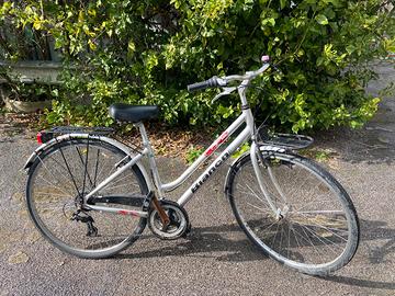 Bici bianchi e bici uomo