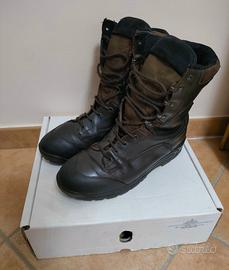 Stivali anfibi N. 46