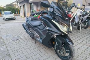 Kymco ak 550