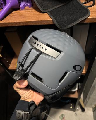 Casco snowboard Oakley Mod3