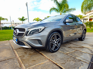 Mercedes gla