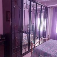 CAMERA DA LETTO IN PIUMA DI MOGANO STILE INGLESE 