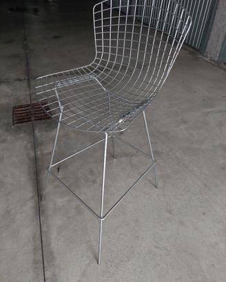 Sgabello Bertoia