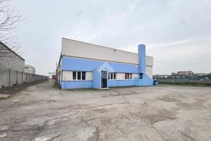 CAPANNONE A PONTEVICO