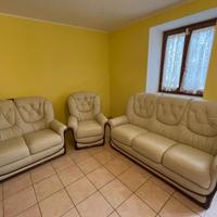 Divani in VERA pelle