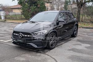 MERCEDES GLA 180 d Automatic Premium