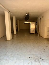 Magazzino garage box auto AFFITTIAMO