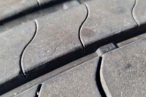 Pneumatici estivi Bridgestone 