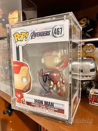Funko pop Iron Man autografato da Robert Downey Jr