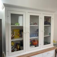 Vetrina laccata bianco larice