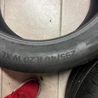 2 copertoni 295/40 R20 Continental